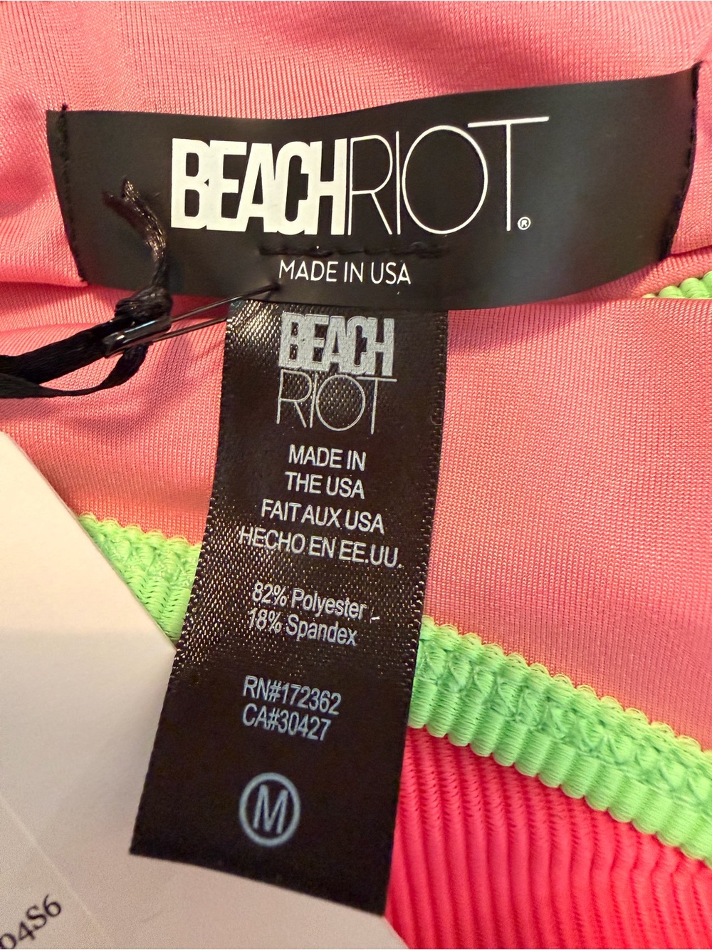 Beach Riot Eva Rib Colorblock Bikini Top Size M NWT - Picture 4 of 4